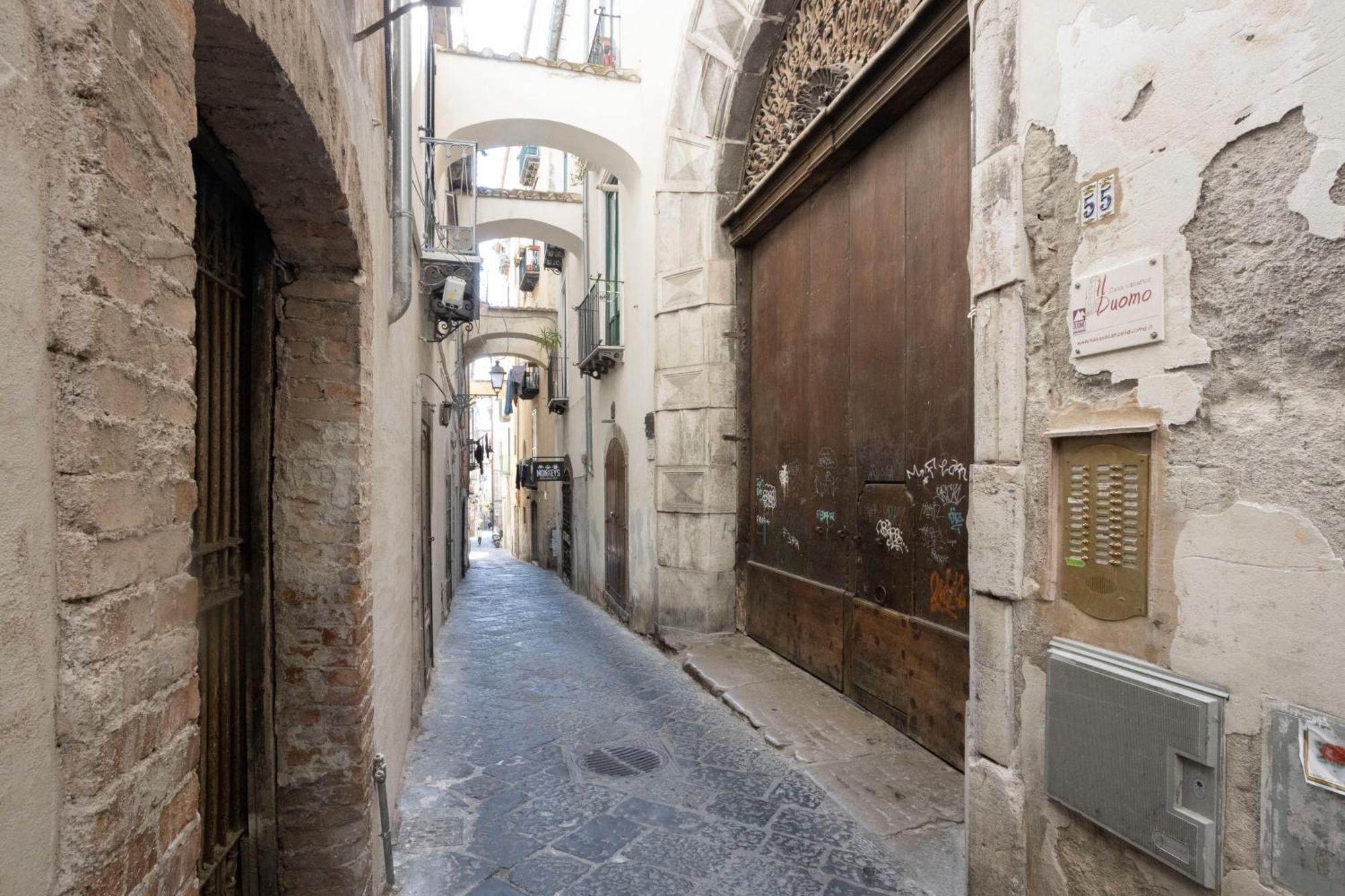 Appartamento Qu4Ttro I Domo House Salerno Esterno foto